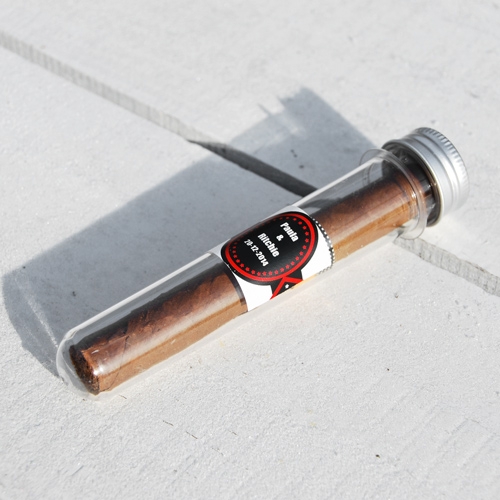 Tube à cigare personnalisé